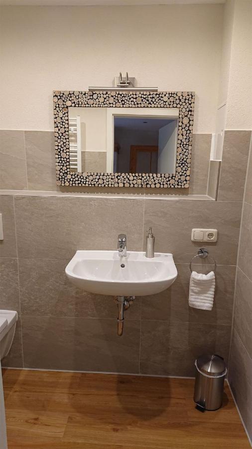 Gemuetliche Ferienwohnung Am Ortsrand Kreuzwertheim Zewnętrze zdjęcie